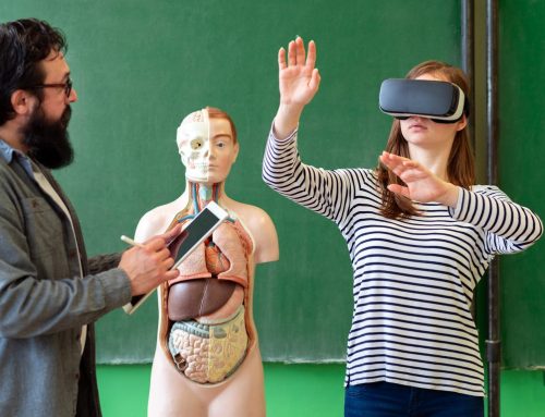 Online Learning vs. Immersive Learning: What’s the Real Difference?